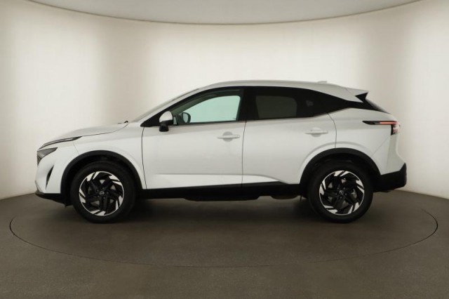 Nissan Qashqai  1.3 DIG-T MHEV N-Connecta
