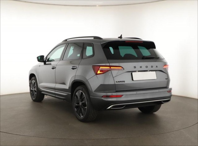 Škoda Karoq  2.0 TSI Sportline