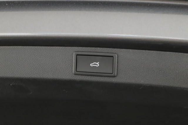 Škoda Karoq  2.0 TSI Sportline
