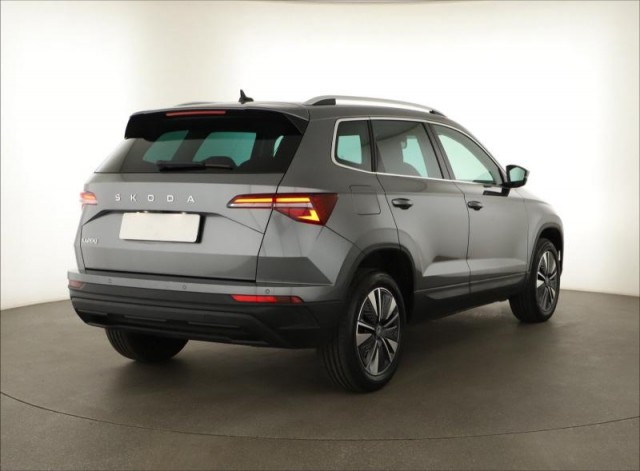 Škoda Karoq  1.5 TSI Top Selection