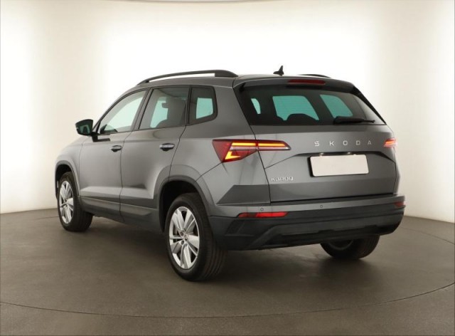 Škoda Karoq  1.5 TSI Fresh