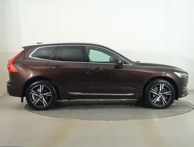 Volvo XC60  D5 AWD Momentum