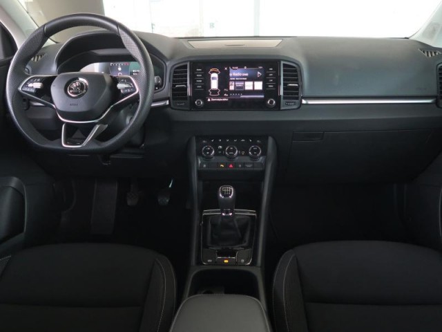 Škoda Karoq  1.5 TSI Drive