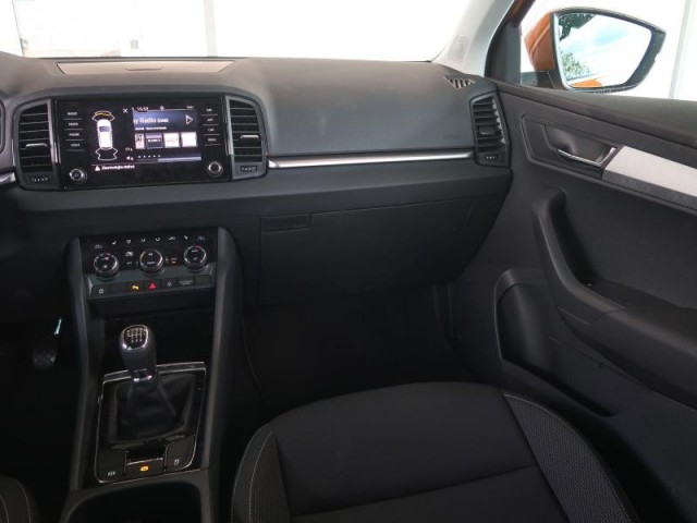 Škoda Karoq  1.5 TSI Drive