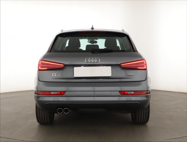 Audi Q3  2.0 TDI 