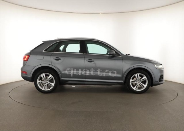 Audi Q3  2.0 TDI 