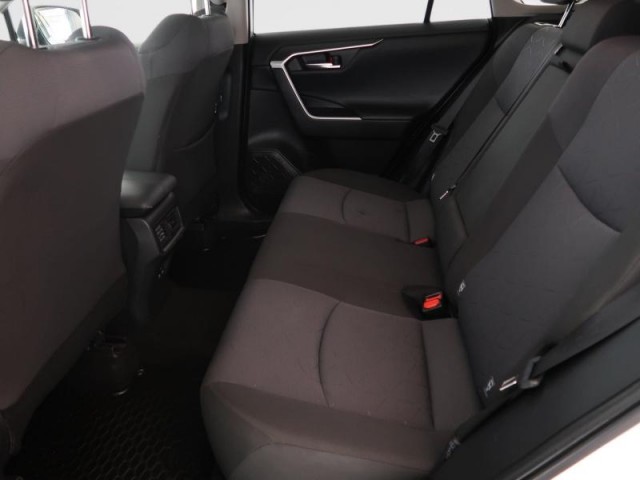 Toyota RAV 4  2.0 Valvematic 