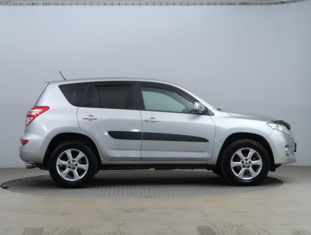 Toyota RAV 4  2.2 D-4D 