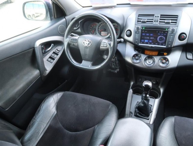 Toyota RAV 4  2.2 D-4D 