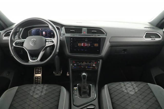 Volkswagen Tiguan  1.5 TSI R-Line