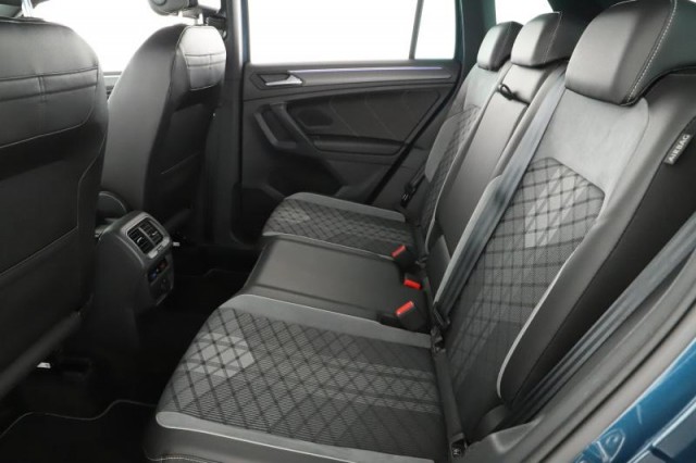 Volkswagen Tiguan  1.5 TSI R-Line