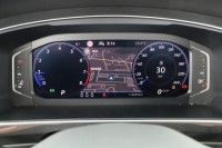 Volkswagen Tiguan  1.5 TSI R-Line