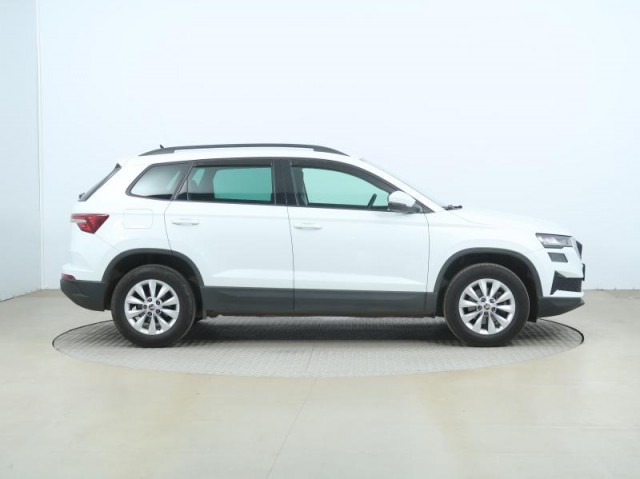 Škoda Karoq  1.0 TSI Ambition