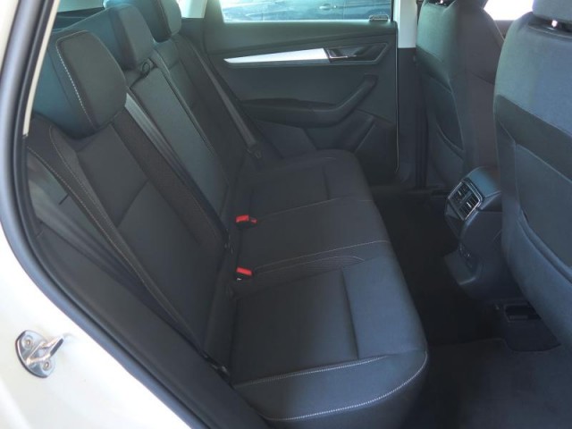 Škoda Karoq  1.0 TSI Ambition