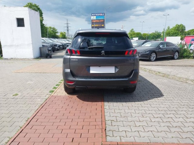 Peugeot 5008  PureTech 130 