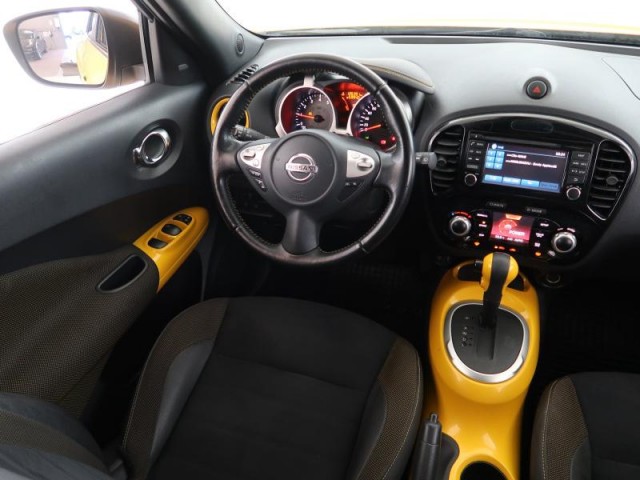Nissan Juke  1.6 i 