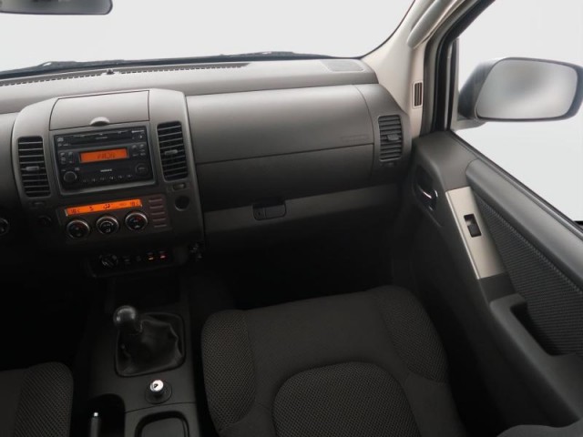 Nissan Navara  2.5 dCi 