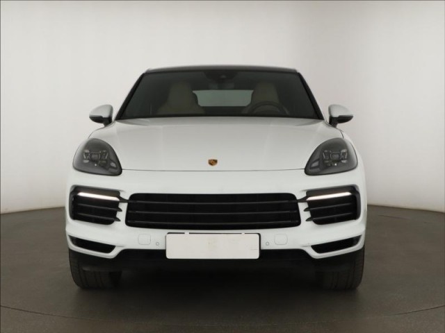Porsche Cayenne  V6 