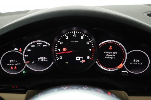 Porsche Cayenne  V6 