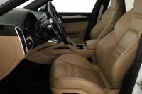 Porsche Cayenne  V6 