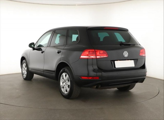 Volkswagen Touareg  3.0 TDI 