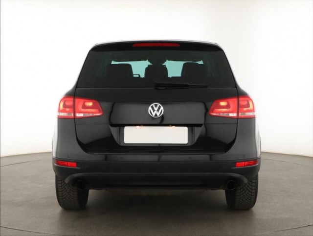 Volkswagen Touareg  3.0 TDI 