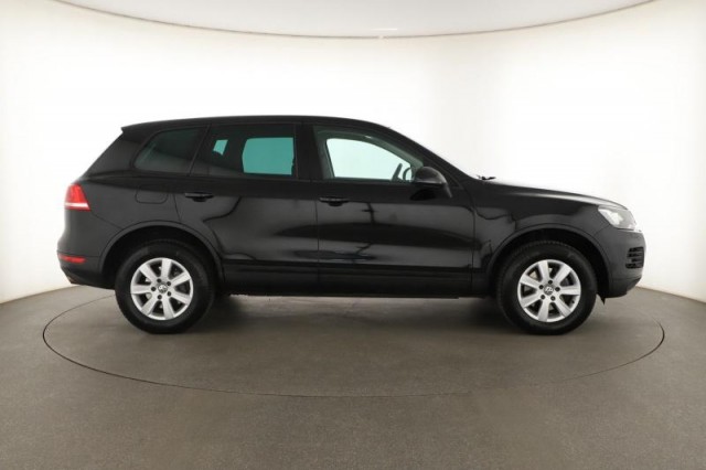 Volkswagen Touareg  3.0 TDI 