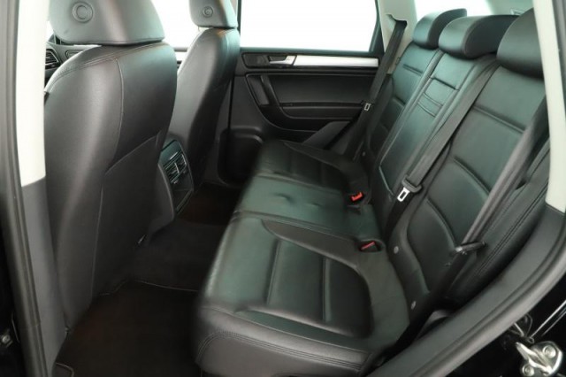 Volkswagen Touareg  3.0 TDI 