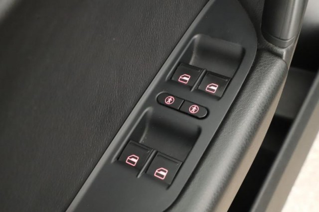Volkswagen Touareg  3.0 TDI 