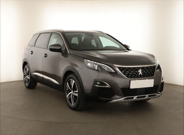 Peugeot 5008  1.5 BlueHDi 