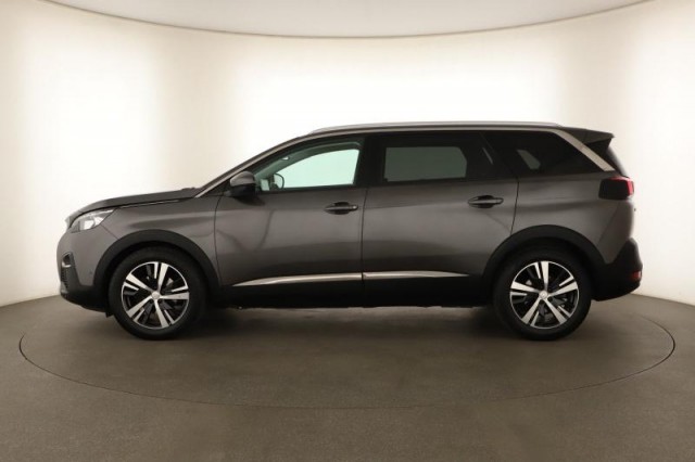 Peugeot 5008  1.5 BlueHDi 