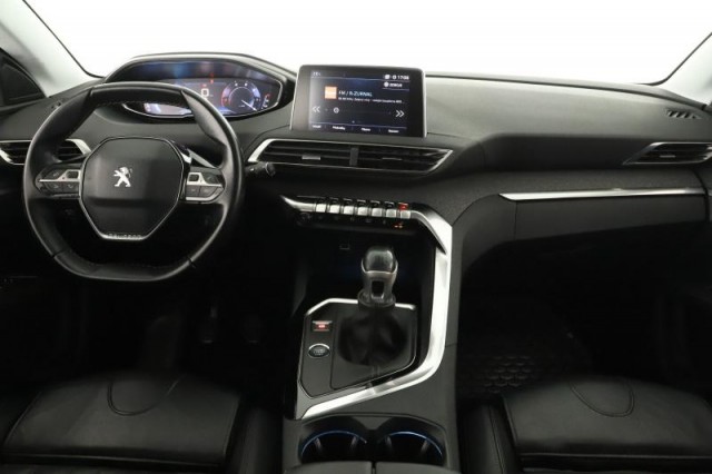 Peugeot 5008  1.5 BlueHDi 