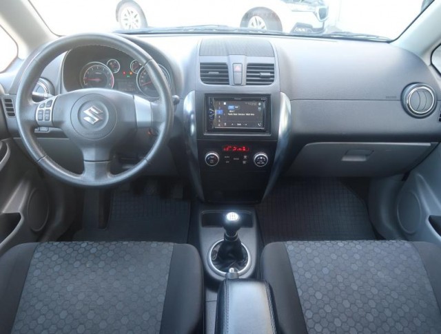 Suzuki SX4  1.6 VVT 