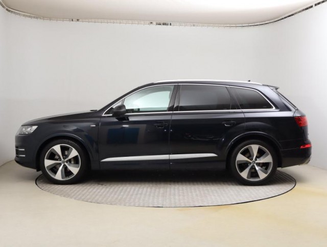 Audi Q7  3.0 TDI 