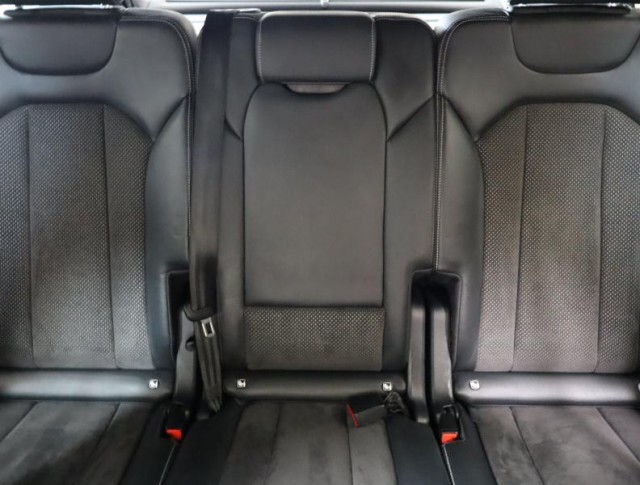 Audi Q7  3.0 TDI 