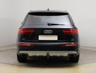 Audi Q7  3.0 TDI 