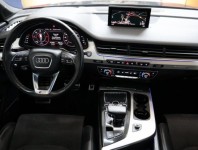 Audi Q7  3.0 TDI 