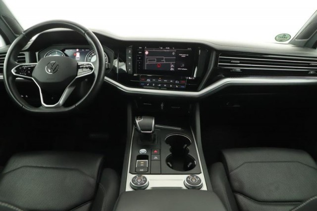 Volkswagen Touareg  3.0 TDI Elegance