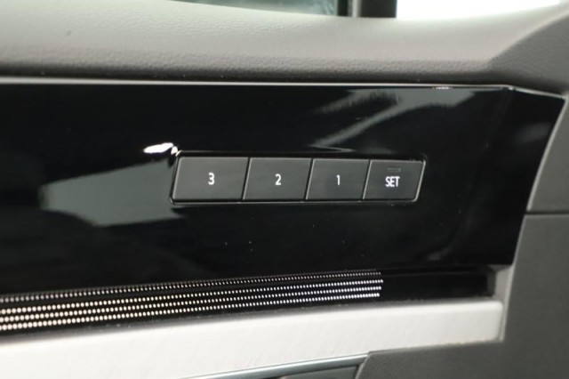 Volkswagen Touareg  3.0 TDI Elegance