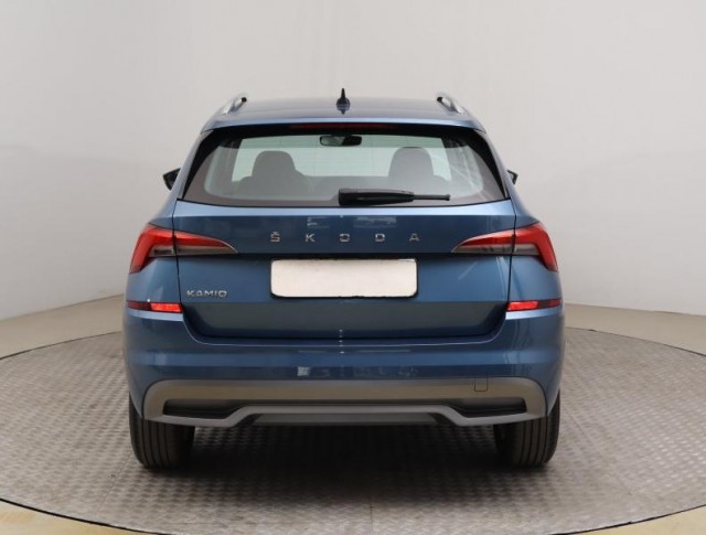 Škoda Kamiq  1.0 TSI Ambition