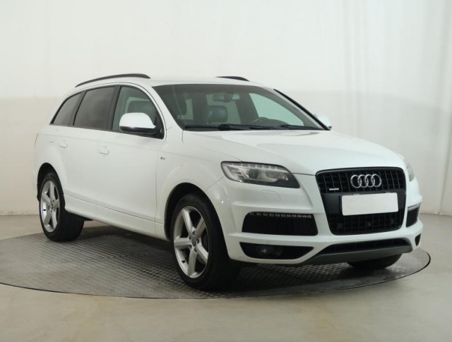 Audi Q7  3.0 TDI S-Line