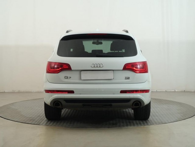 Audi Q7  3.0 TDI S-Line