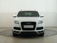 Audi Q7  3.0 TDI S-Line