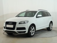 Audi Q7  3.0 TDI S-Line