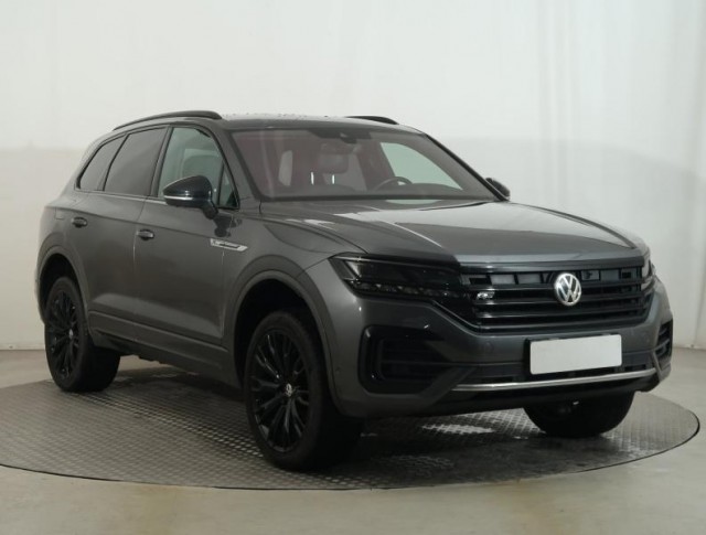 Volkswagen Touareg  3.0 TDI R-Line