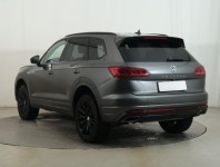Volkswagen Touareg  3.0 TDI R-Line