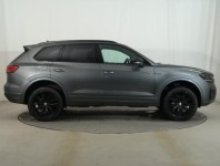 Volkswagen Touareg  3.0 TDI R-Line