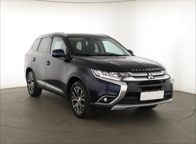 Mitsubishi Outlander  2.2 DI-D 