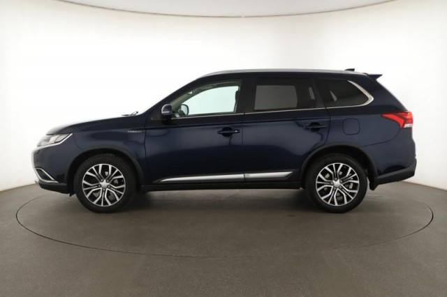 Mitsubishi Outlander  2.2 DI-D 