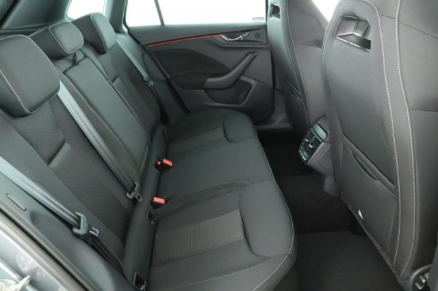 Škoda Kamiq  1.0 TSI Drive